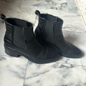 Zara Boots - 37